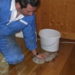Holzboden reinigen und pflegen