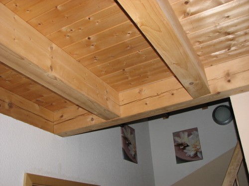 Jetzt Holzdecke weiß streichen | Natural Naturfarben