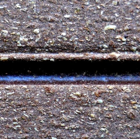 WPC: rau und offenporig